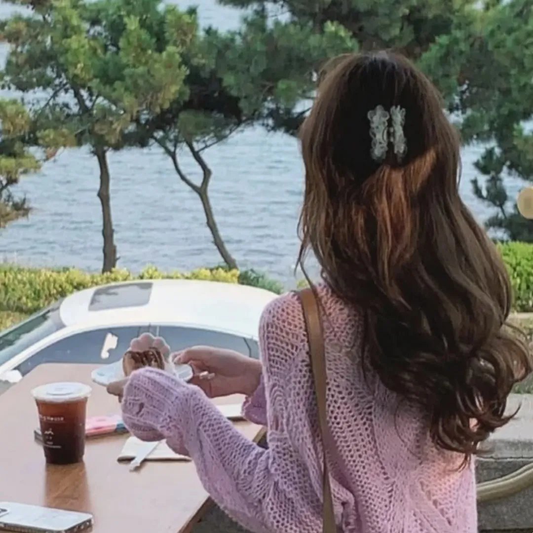 俏寡妇
