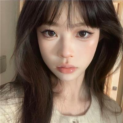 带吸管的玛格丽塔